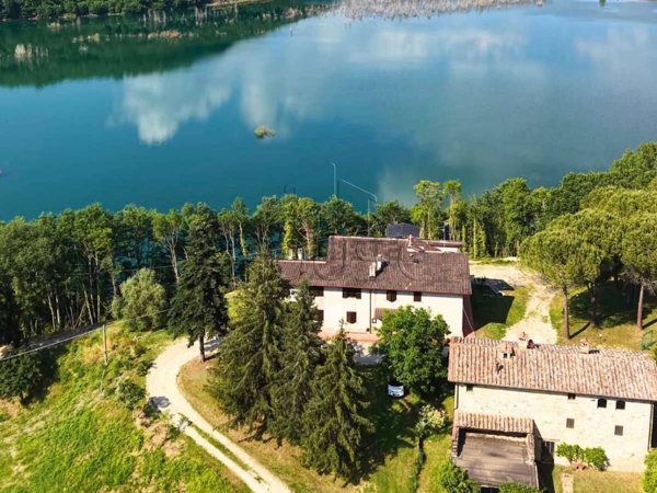 casa indipendente in vendita a Sansepolcro
