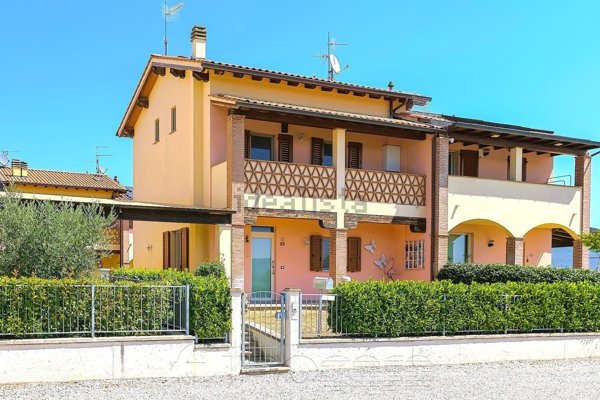 casa indipendente in vendita a Sansepolcro in zona Gricignano