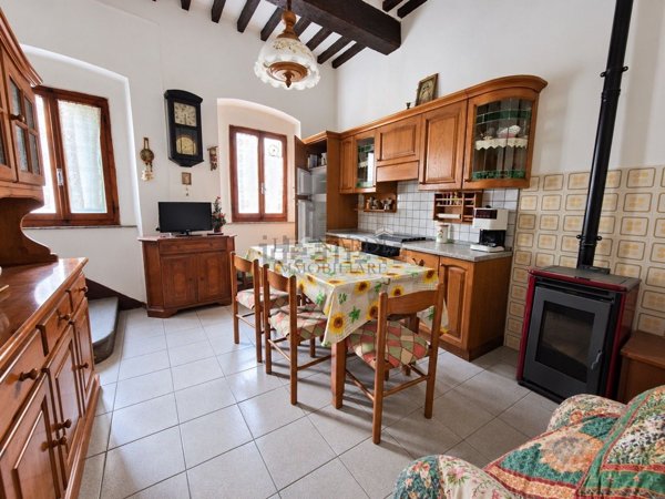 casa indipendente in vendita a Sansepolcro