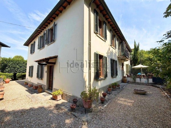 casa indipendente in vendita a Sansepolcro