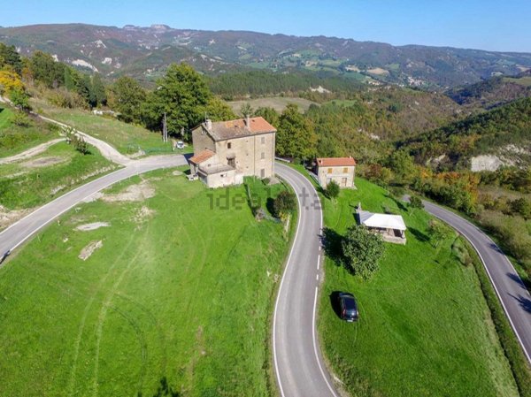 casa indipendente in vendita a Sestino in zona Casale