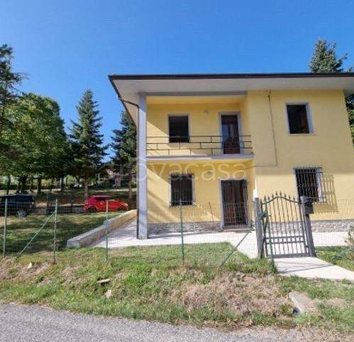 casa indipendente in vendita a Sestino in zona Ponte Presale