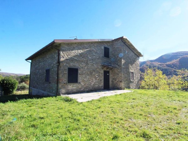 casa indipendente in vendita a Sestino