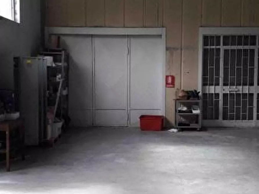locale di sgombero in vendita a Subbiano