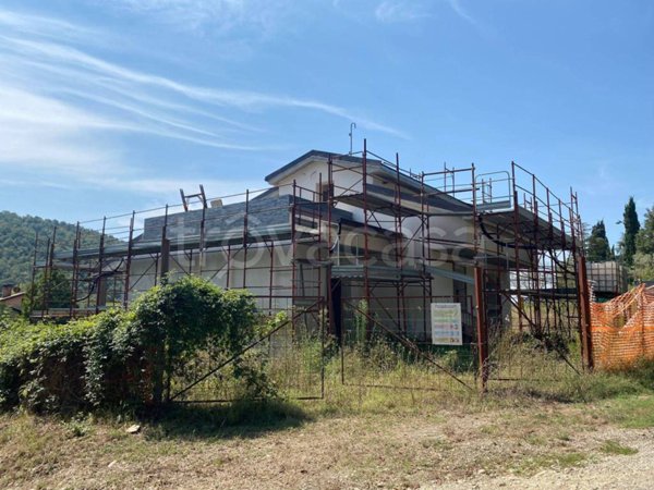 casa indipendente in vendita a Subbiano