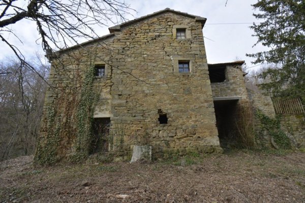 casa indipendente in vendita a Subbiano in zona Falciano