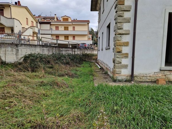 appartamento in vendita a Subbiano