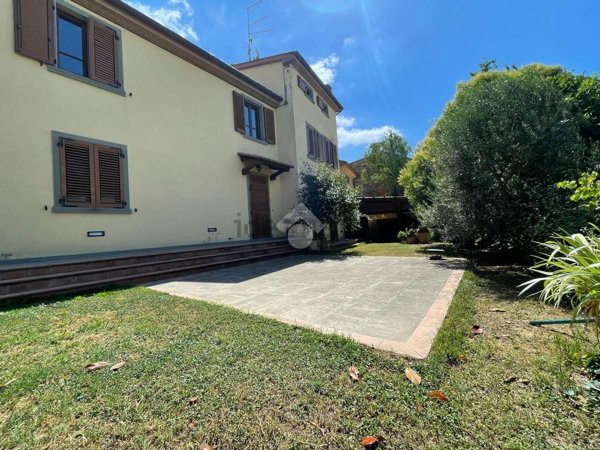casa indipendente in vendita a Subbiano