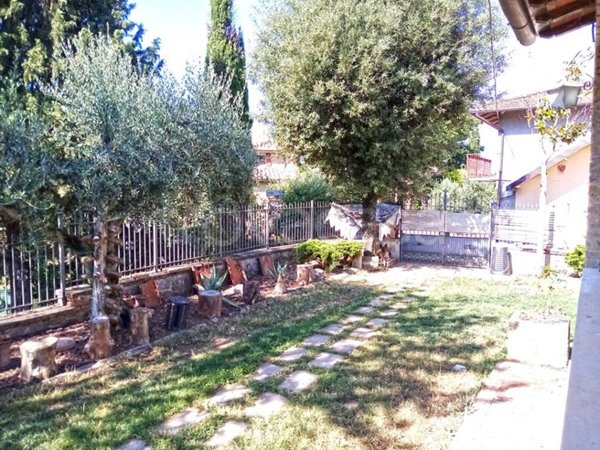 casa indipendente in vendita a Subbiano