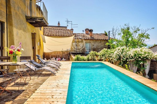 casale in vendita a Subbiano