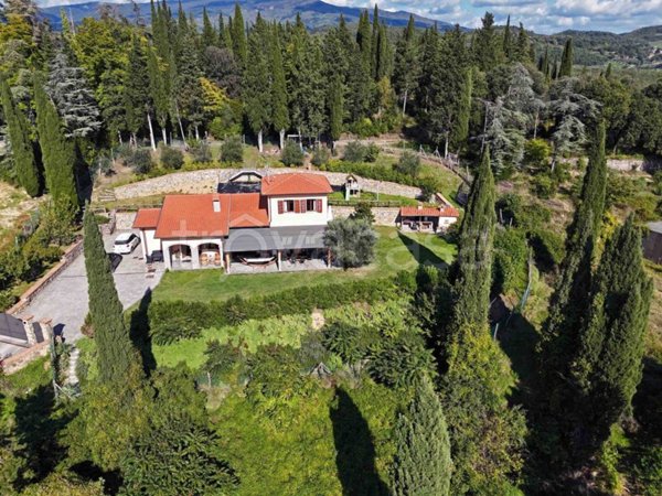 casa indipendente in vendita a Subbiano