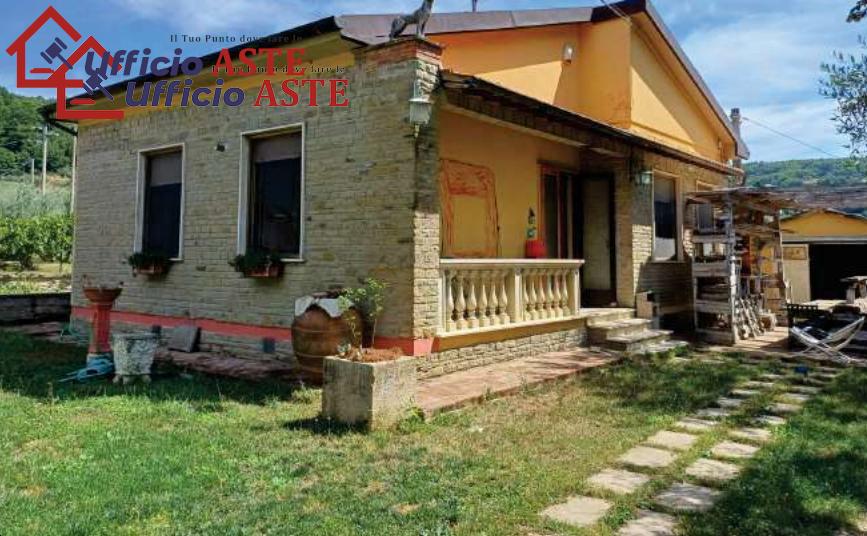 casa indipendente in vendita a Subbiano in zona MonteGiovi