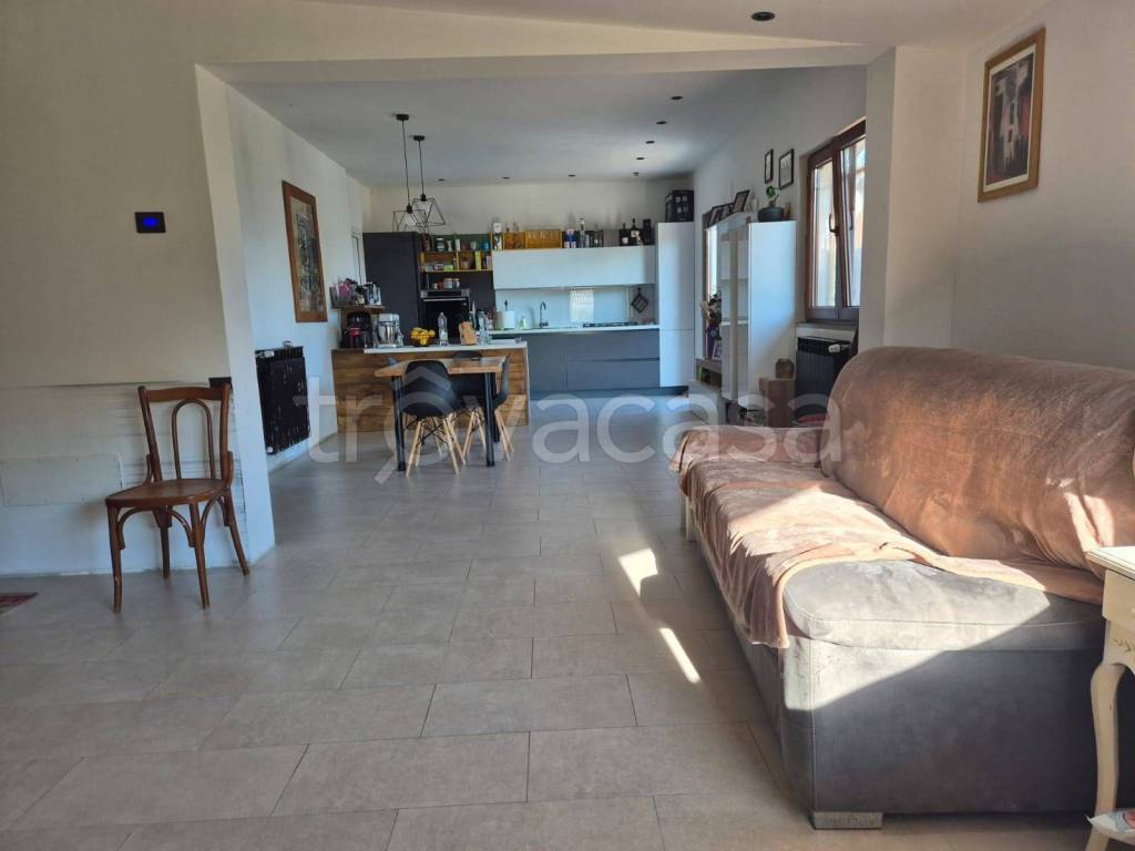 casa indipendente in vendita a Subbiano