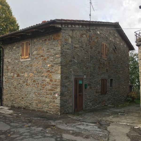 casa indipendente in vendita a Subbiano in zona Poggio d’Acona