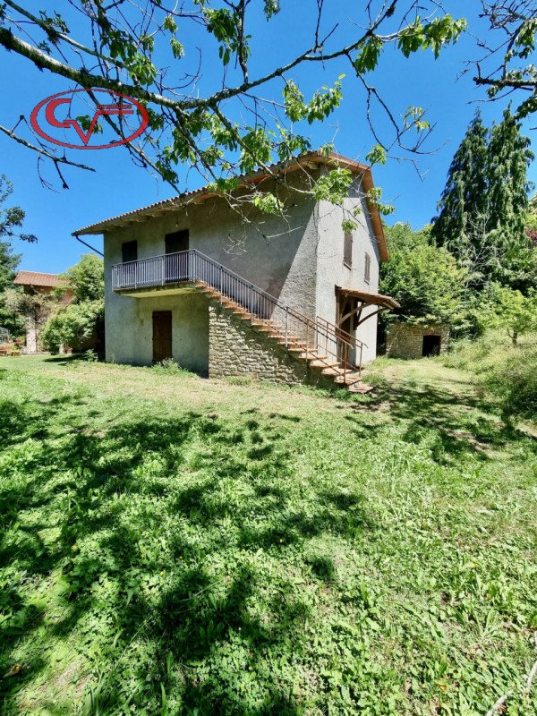 casa indipendente in vendita a Subbiano in zona Falciano