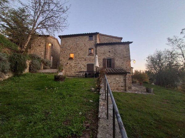 casa indipendente in vendita a Subbiano