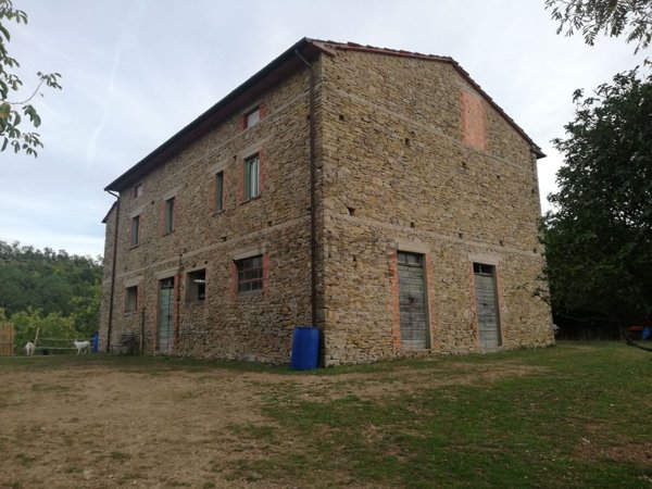 casa indipendente in vendita a Subbiano