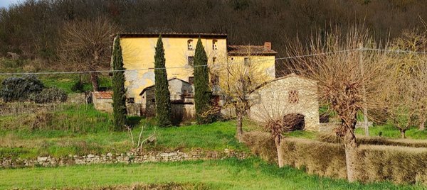 casale in vendita a Subbiano