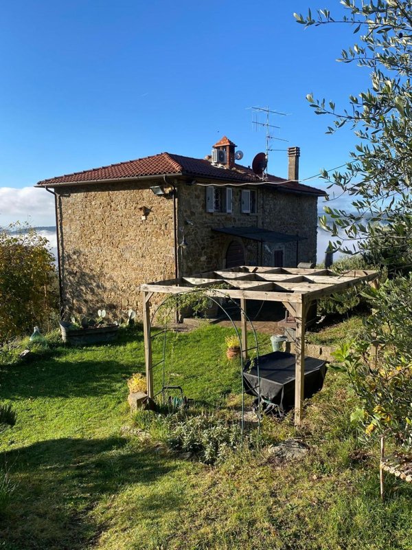 casa indipendente in vendita a Subbiano in zona Poggio d’Acona