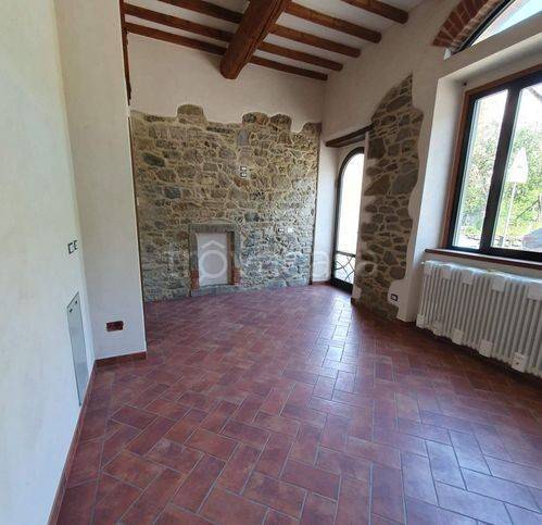 appartamento in vendita a Subbiano in zona Santa Mama