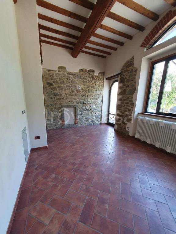 appartamento in vendita a Subbiano in zona Santa Mama