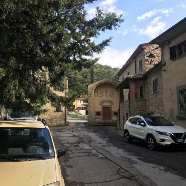 casa indipendente in vendita a Subbiano in zona Santa Mama