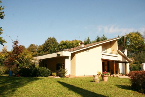 casa indipendente in vendita a Subbiano