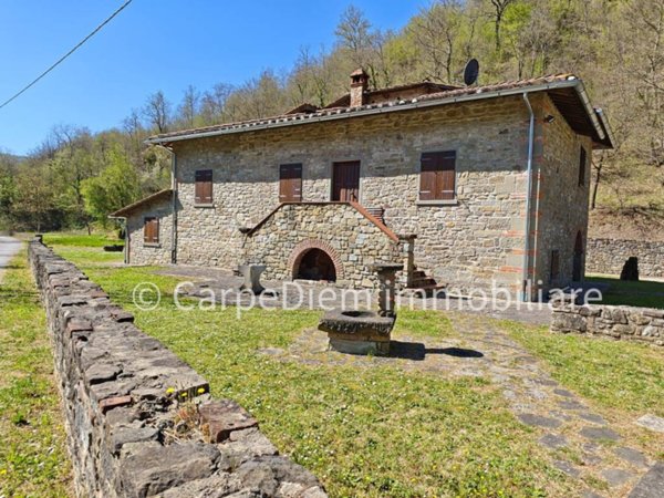 casa indipendente in vendita a Subbiano in zona Chiaveretto