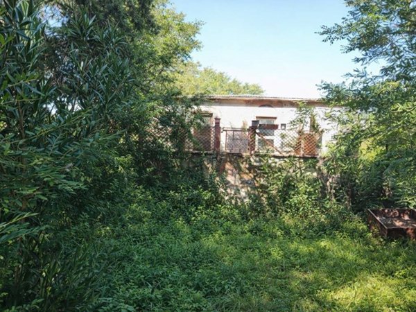 casa indipendente in vendita a Subbiano