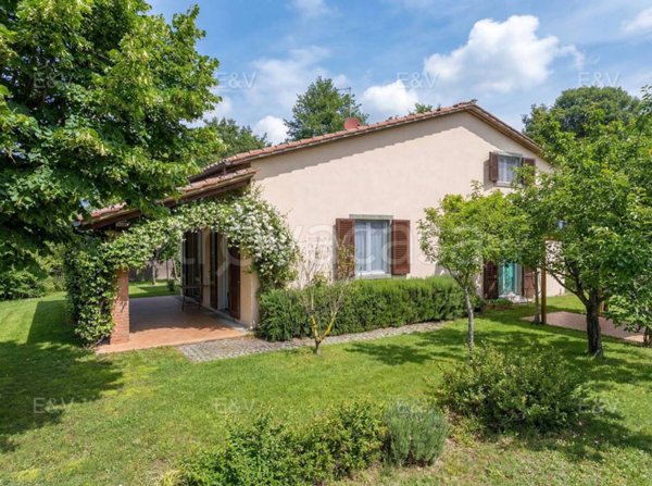 casa indipendente in vendita a Subbiano