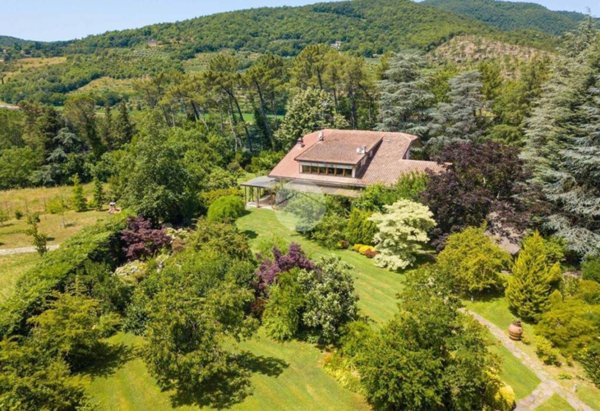 casa indipendente in vendita a Subbiano