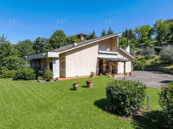 casa indipendente in vendita a Subbiano