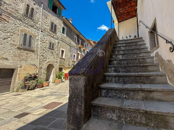 appartamento in vendita a Subbiano in zona Santa Mama