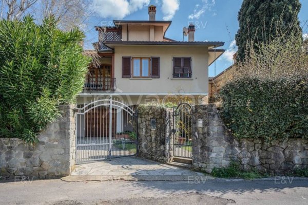 casa indipendente in vendita a Subbiano