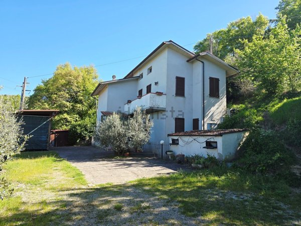 casa indipendente in vendita a Subbiano