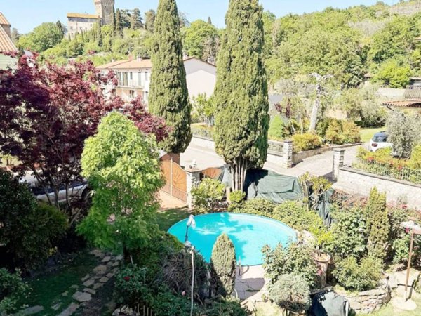 casa indipendente in vendita a Subbiano in zona Castelnuovo