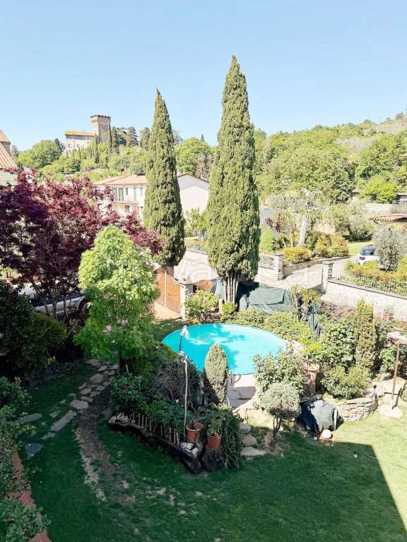 casa indipendente in vendita a Subbiano in zona Castelnuovo