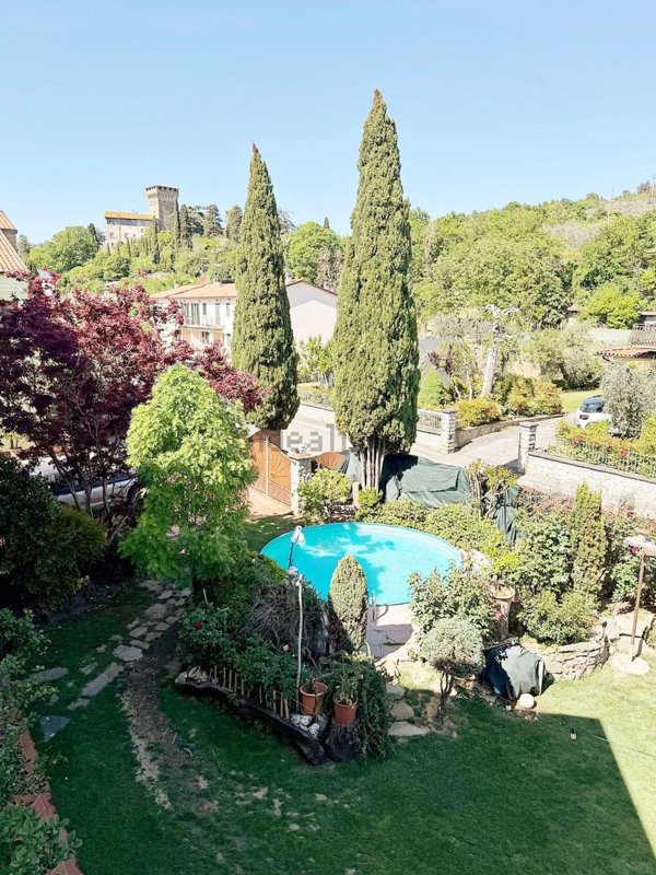 casa indipendente in vendita a Subbiano in zona Castelnuovo