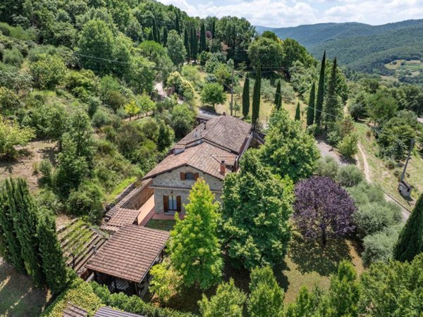 casa indipendente in vendita a Subbiano in zona Chiaveretto