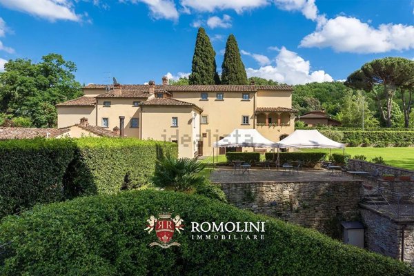 villa in vendita a Subbiano