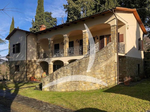 casa indipendente in vendita a Subbiano
