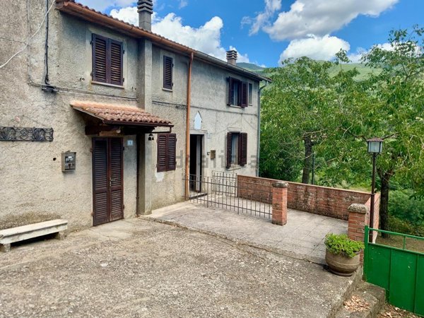 appartamento in vendita a Subbiano in zona Poggio d’Acona
