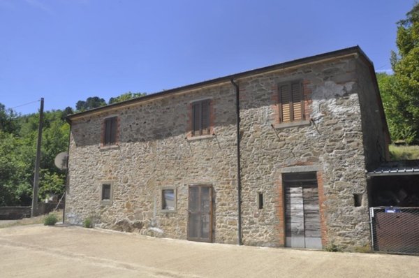 casa indipendente in vendita a Talla in zona Faltona