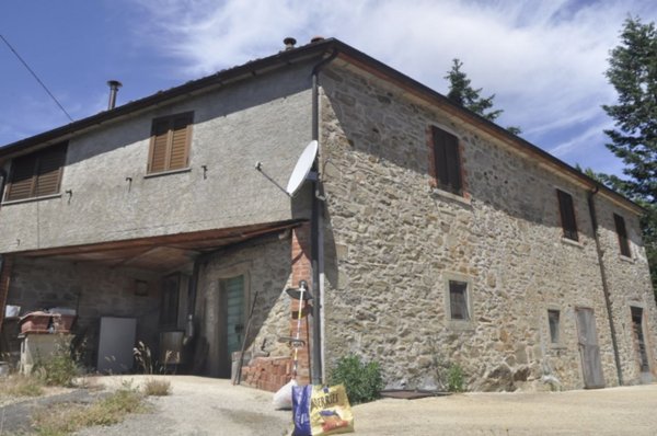 casa indipendente in vendita a Talla in zona Faltona