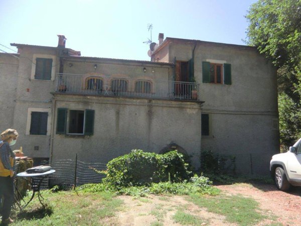 appartamento in vendita a Talla