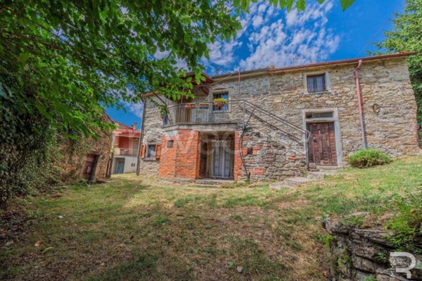 casa indipendente in vendita a Talla