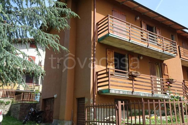 casa indipendente in vendita a Talla in zona Faltona