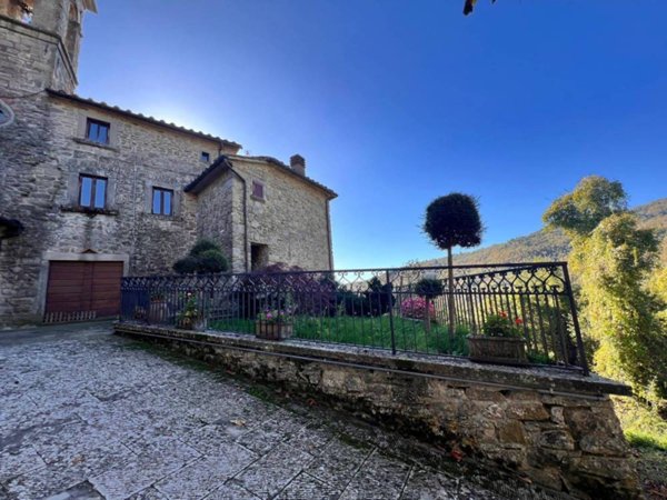 casa indipendente in vendita a Talla in zona Capraia