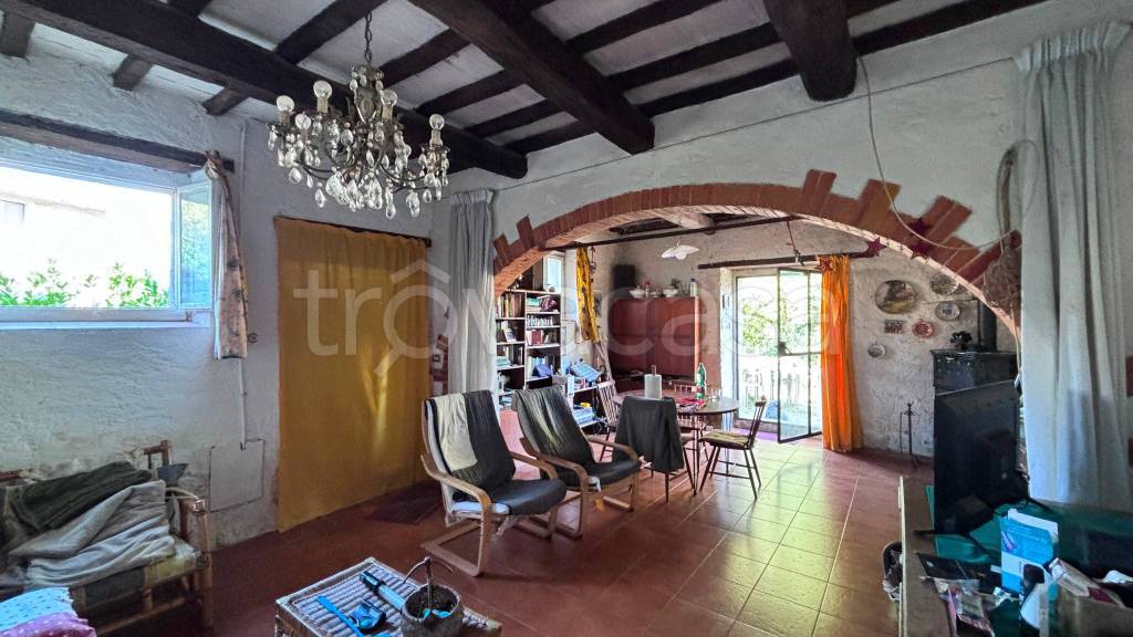 casa indipendente in vendita a Talla