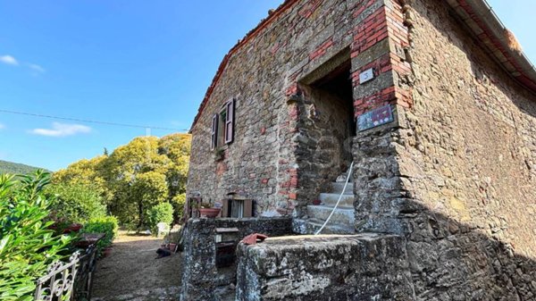 casa indipendente in vendita a Talla